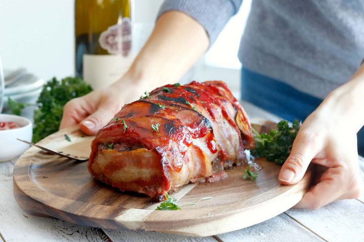 SCHEMA-PHOTO-Savory-Bacon-Wrapped-Meatloaf-Recipe.jpg