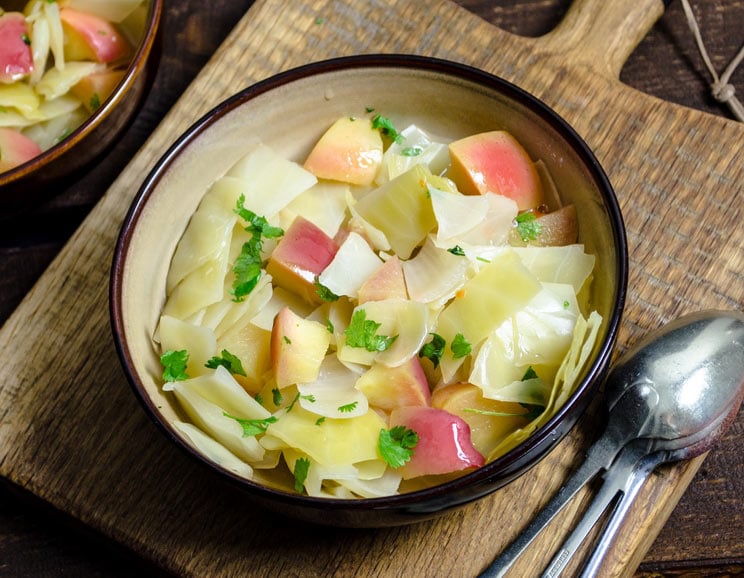 Easy Crockpot Cabbage With Apples