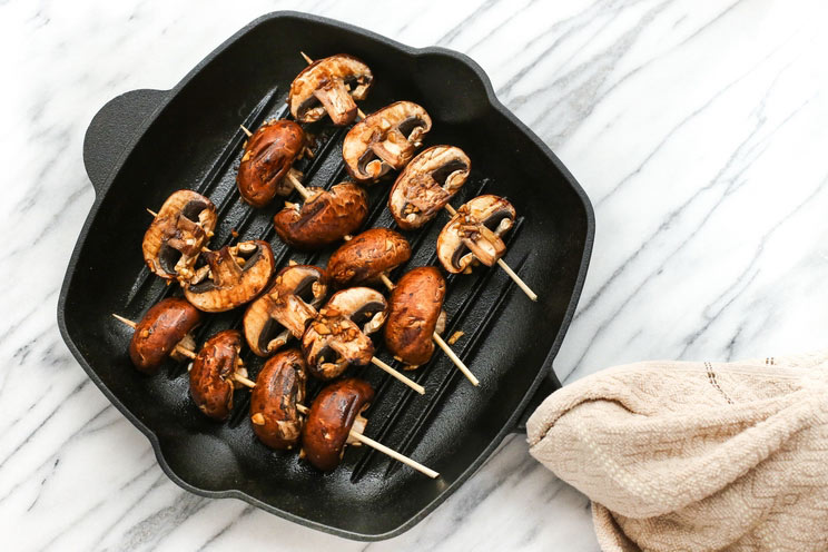 SCHEMA-PHOTO-Grilled-Balsamic-Garlic-Mushroom-Skewers.jpg