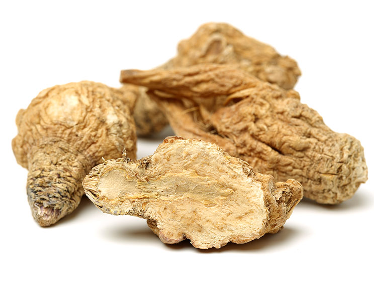 Ever hear of a supplement that can both boost energy and help you manage stress? These amazing benefits of maca almost seem too good to be true.