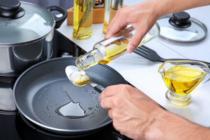 The Complete Guide to Cooking Oils - The Worst & Best to Cook With