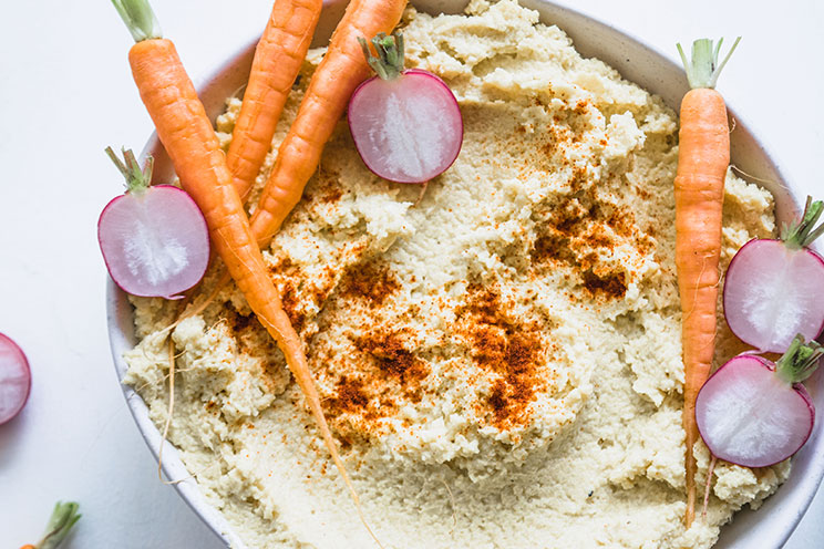 IN-ARTICLE-Creamy-Cauliflower-Dip-Recipe.jpg