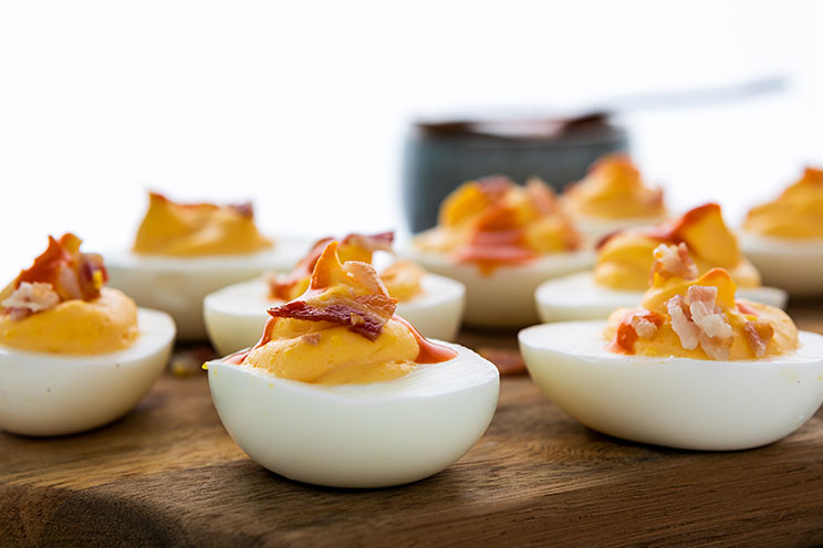 SCHEMA-PHOTO-Buffalo-Bacon-Deviled-Eggs.jpg