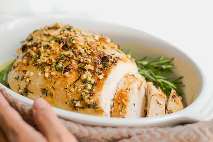 IN-ARTICLE-No-Fail-Juicy-Herb-Roasted-Turkey-Breast.jpg