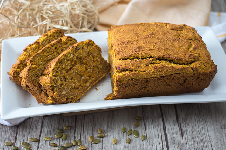 IN-ARTICLE-Pumpkin-Banana-Bread.jpg