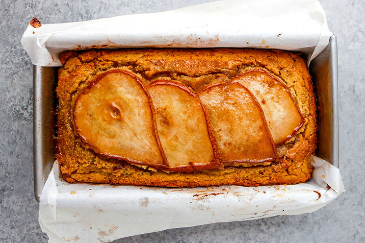 SCHEMA-PHOTO-Cinnamon-Spice-Pear-Bread.jpg