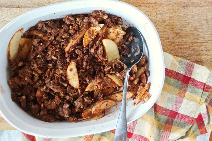 SCHEMA-PHOTO-Easy-Paleo-Apple-Crisp-Recipe.jpg