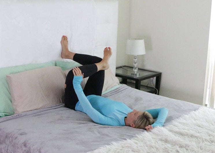 10 Morning Stretches You Can Do in Bed