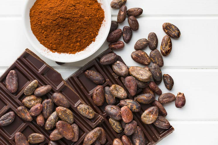 12 Reasons to Eat Raw Cacao