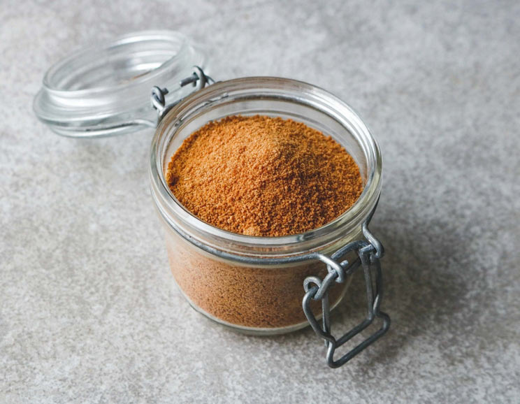 Easy Guide to Baking + Cooking with Natural Sweeteners