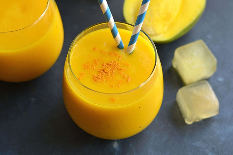 Treat your body to a sweet antioxidant and anti-inflammatory boosting drink with this Iced Mango Turmeric Tonic!