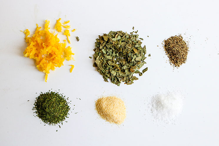 6 Easy Homemade Spice Blends You Can Make Right Now