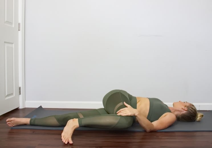 10 Healing Yoga Twists for Stress, Insomnia & Other Common Pains