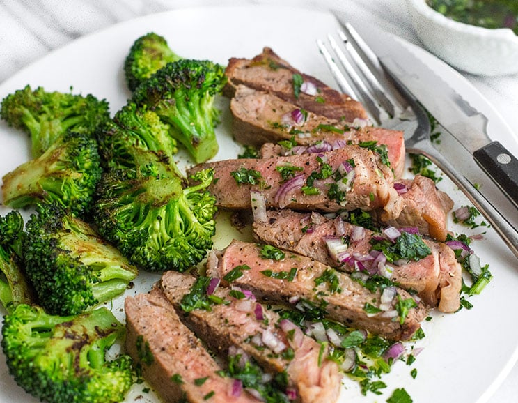 Toss together juicy New York strip steak, crispy broccoli, and a savory dressing in this one-pan meal. Meet your new weeknight favorite!