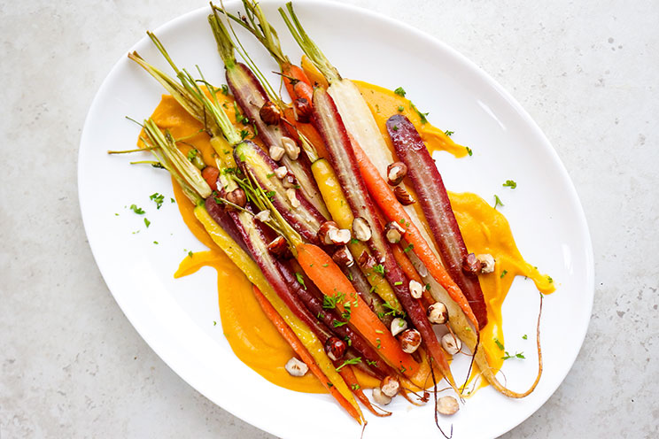 SCHEMA-PHOTO-Honey-Roasted-Carrots-with-Sweet-Potato-Puree-and-Hazelnuts.jpg