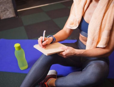 You don’t need to spend money on a gym membership to get on board with a new fitness plan. Here’s how to create your own personalized workout regimen right at home!