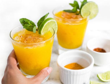 When it’s warm out, nothing sounds better than a sweet, fruity drink to quench our thirst. This mango turmeric agua fresca is just that.