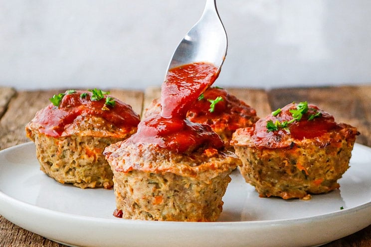 IN-ARTICLE-Paleo-Meatloaf-Muffins.jpg