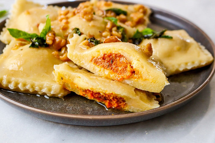 IN-ARTICLE-Paleo-Pumpkin-Ravioli.jpg