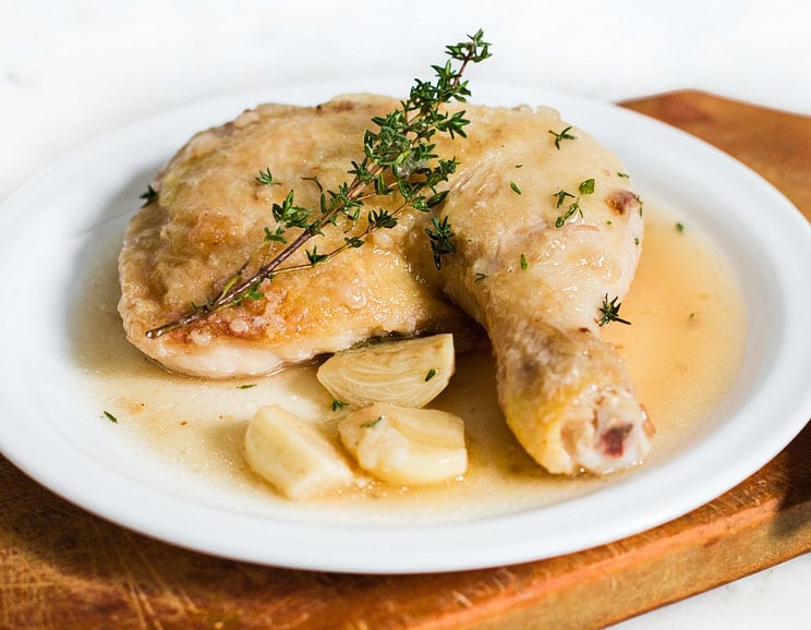 Top juicy, garlicky chicken thighs with a delicious bone broth gravy that’s full of gut-healing goodness and flavor. This is a low-carb, protein-rich meal!