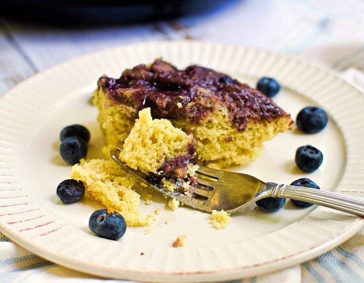 Whip up this keto-friendly, zesty blueberry lemon cake with just 10 minutes of prep. Yeah, we said "crockpot" blueberry lemon cake.