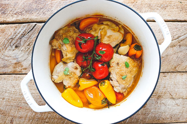 SCHEMA-PHOTO-Dutch-Oven-Chicken-Stewed-with-Tomatoes-and-Peppers.jpg