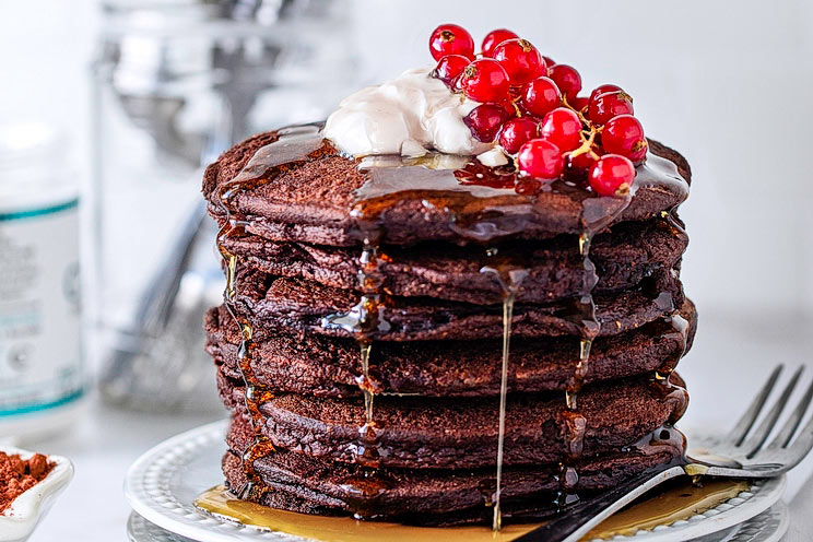 IN-ARTICLE-Keto-Coconut-Flour-Chocolate-Pancakes.jpg