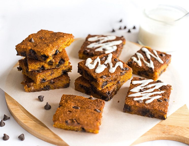 Drizzle coconut butter icing all over these pumpkin spice blondies for a cozy, gluten-free treat perfect for fall!