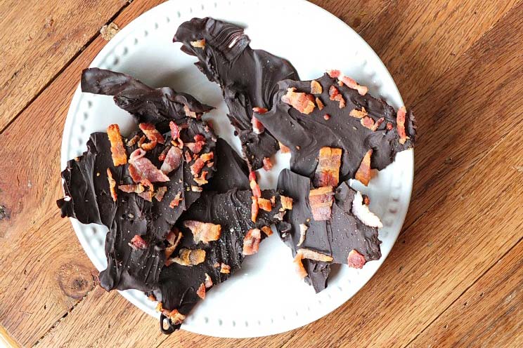 SCHEMA-PHOTO-Dark-Chocolate-Bacon-Bark.jpg