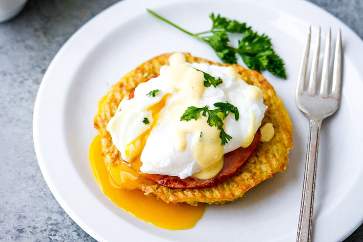 SCHEMA-PHOTO-Keto-Cauliflower-Eggs-Benedict.jpg