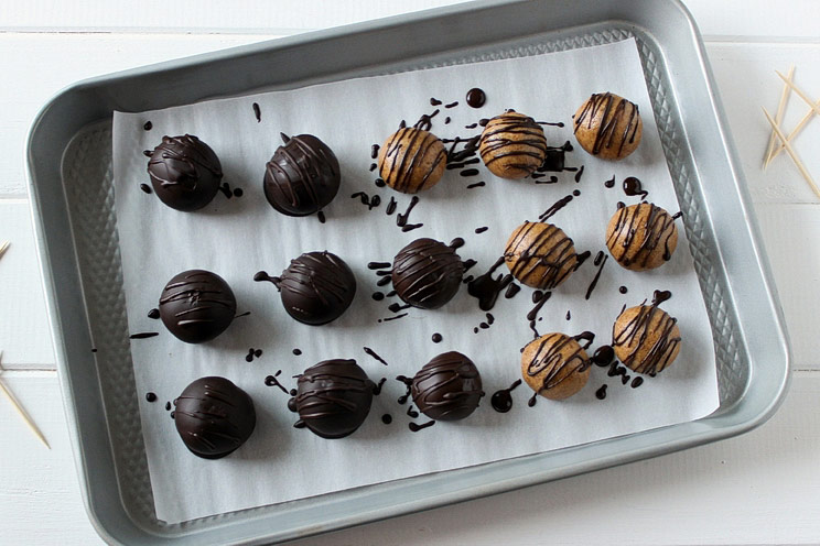 SCHEMA-PHOTO-Paleo-Peanut-Butter-Truffles.jpg