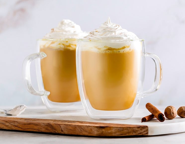 This healthy pumpkin spice latte is the perfect pick way to add a burst of natural energy to your routine. You get an extra health boost from the turmeric!