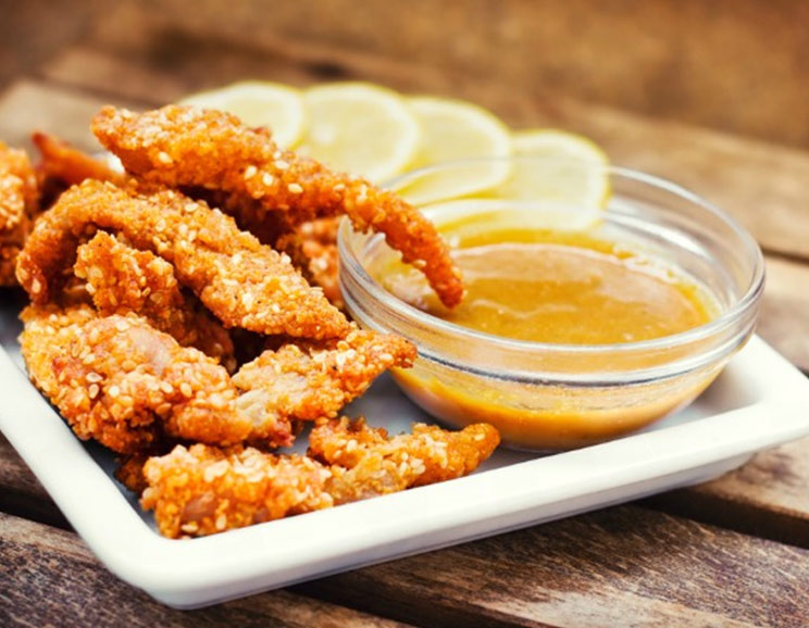 Here are 6 Paleo recipes for kids that will help them make the transition from the American Standard Diet. Chicken fingers and dipping sauces abound!