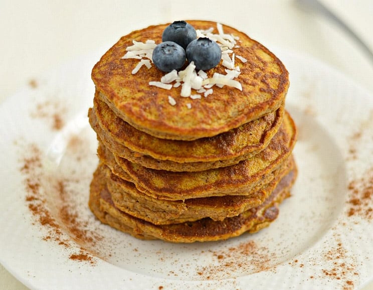 Who’s ready for pancakes? How about thick, fluffy and perfectly sweet Paleo Pumpkin Coconut Pancakes that are dairy-free, grain-free and delicious?