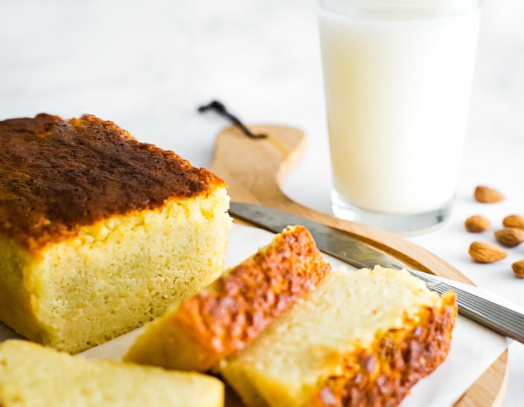 Bake this heavenly moist and tender keto pound cake, filled with the rich taste of almonds and coconut. It’s dairy and gluten-free to boot!