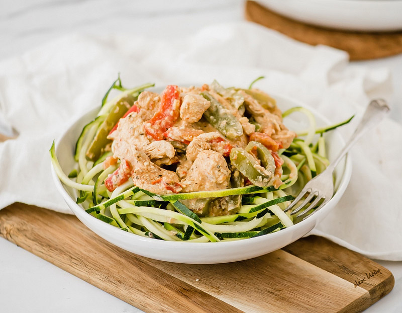 This grain-free Cajun chicken pasta uses a homemade seasoning blend for heat and a raw cashew cream sauce to tie everything together.