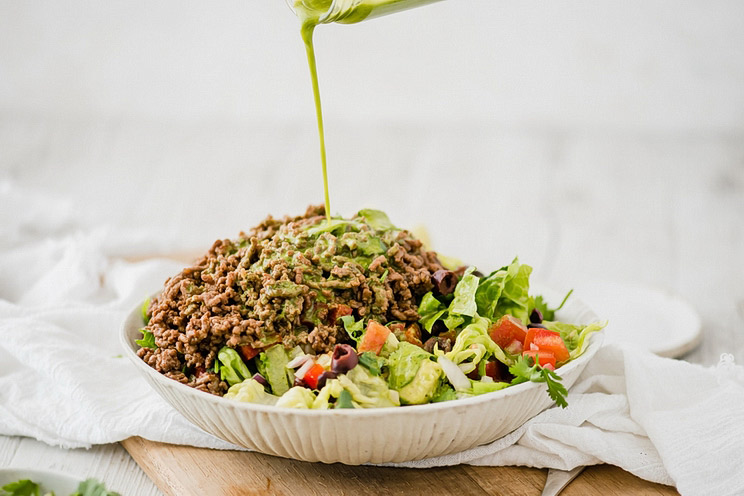 IN-ARTICLE-Paleo-Taco-Salad.jpg