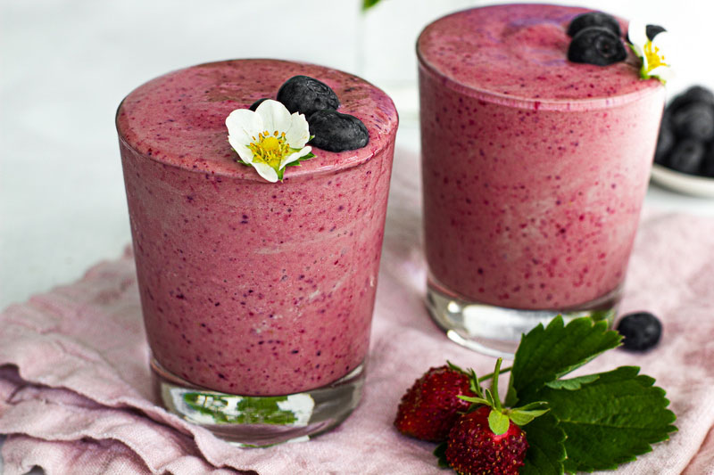 IN-ARTICLE-Paleo-AIP-Smoothie.jpg